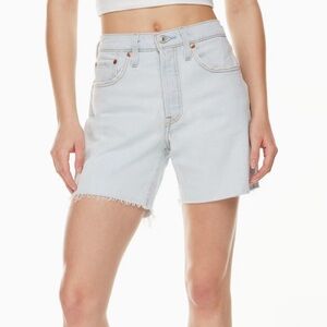 Levi’s 501 Mid Thigh Short size 29